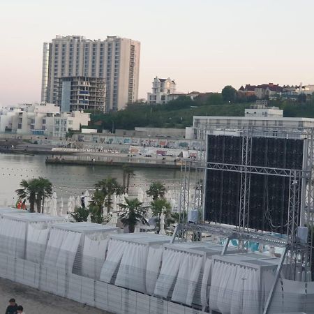 Sunny Apartments Near The Sea On Genuezskaya Odessa Exterior foto