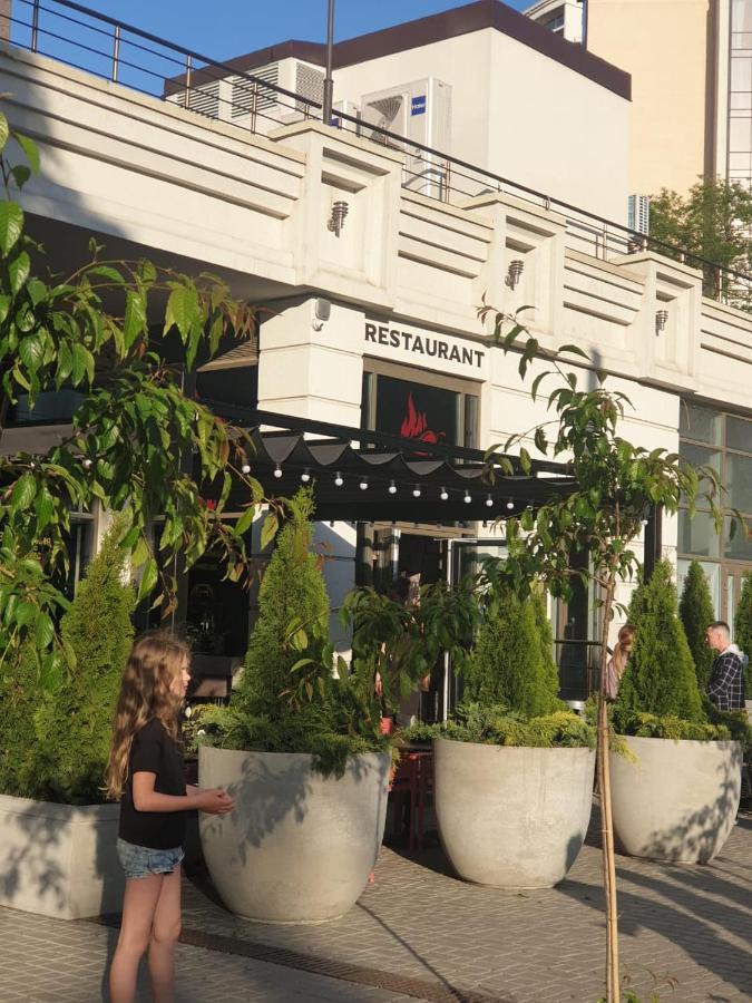 Sunny Apartments Near The Sea On Genuezskaya Odessa Exterior foto
